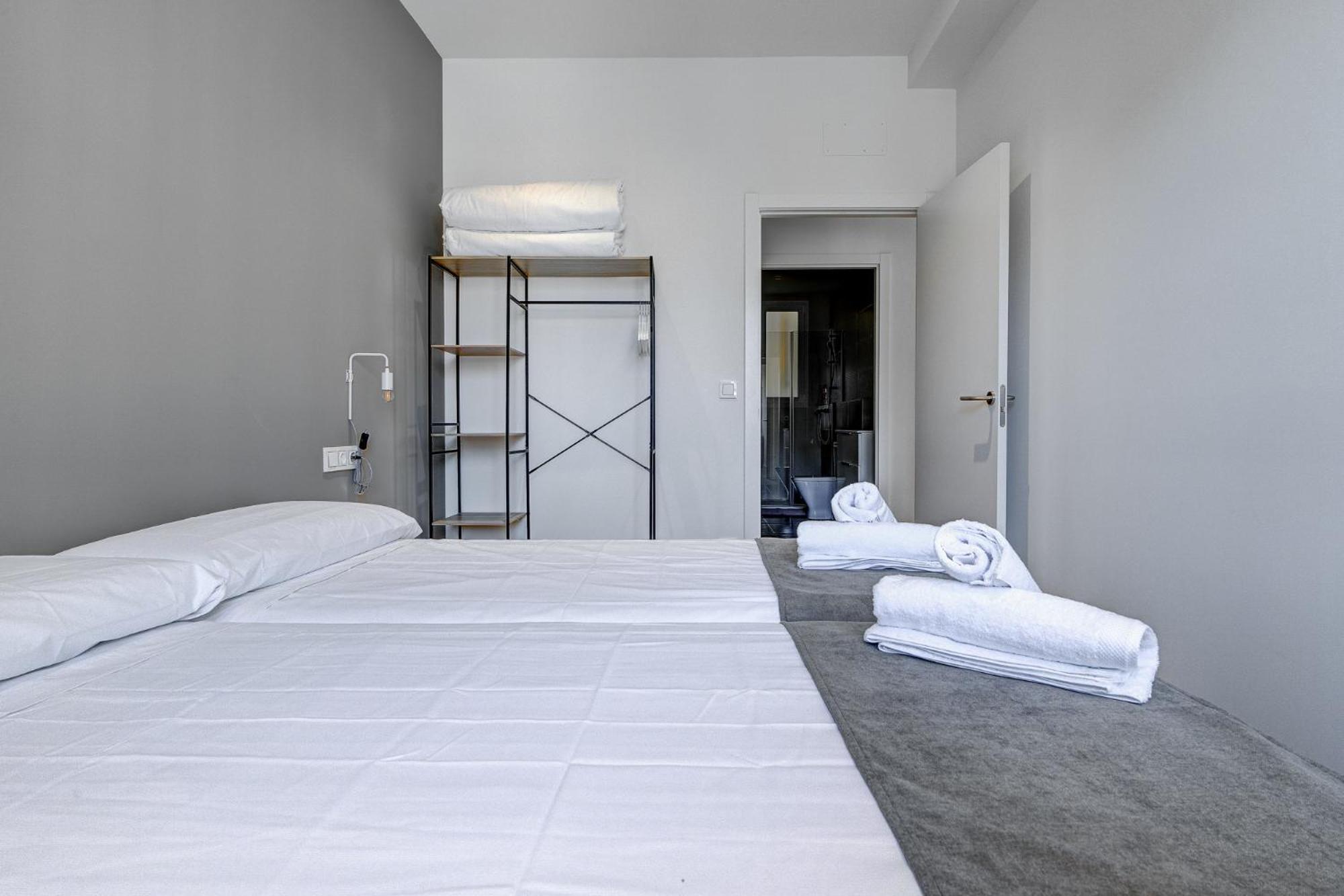 Apartamentos Gran Via By Sanse Holidays San Sebastian Exterior photo